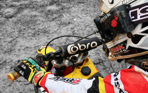 Wireless operation of the Ripper using the handlebar bar remote | Risk Racing